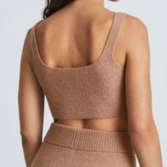 NWT Everlane Sz M Cropped Tank Top Tan Camel Cozy Stretch Ribbed Wool Yak - Picture 2 of 9
